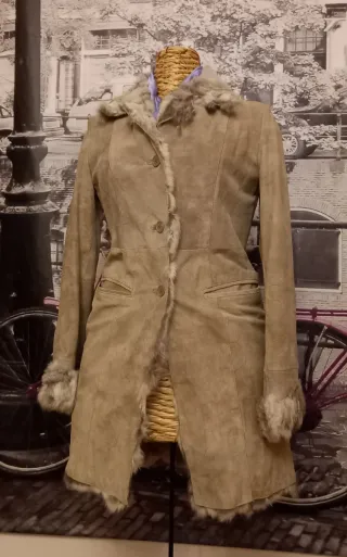 Cappotto in pelle scamosciata