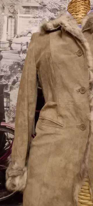 Cappotto in pelle scamosciata