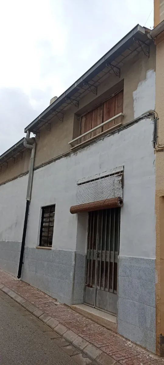 Casa  en cuadete Albacete 280m²  buen estado puedo