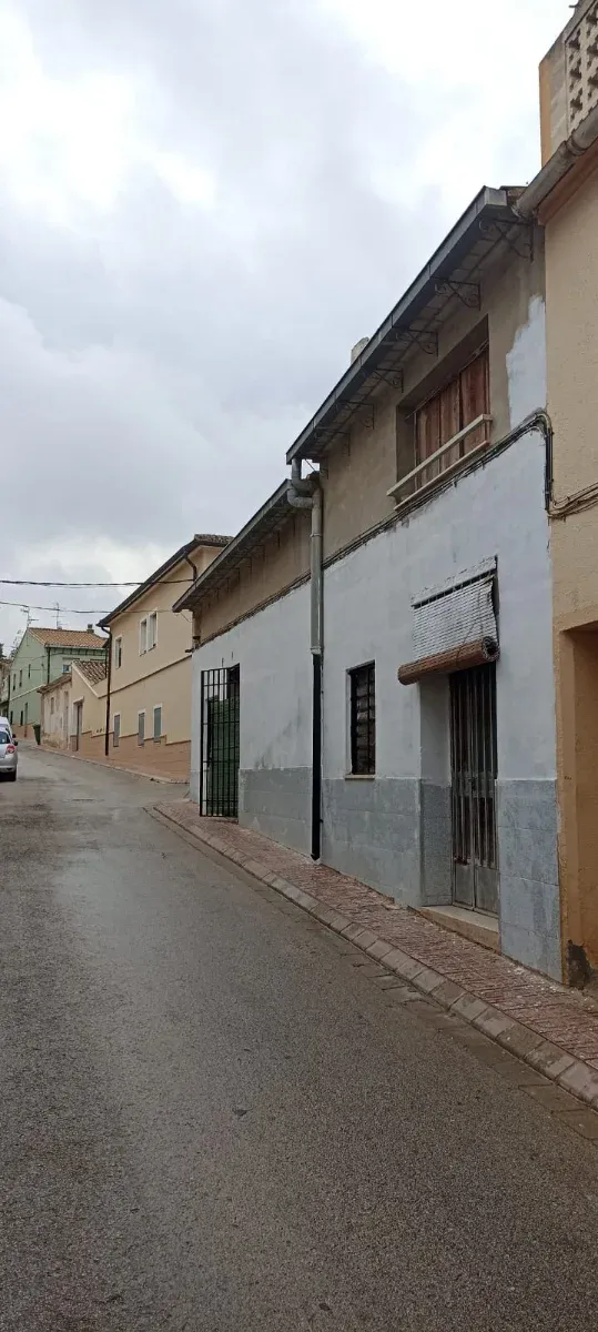 Casa  en cuadete Albacete 280m²  buen estado puedo