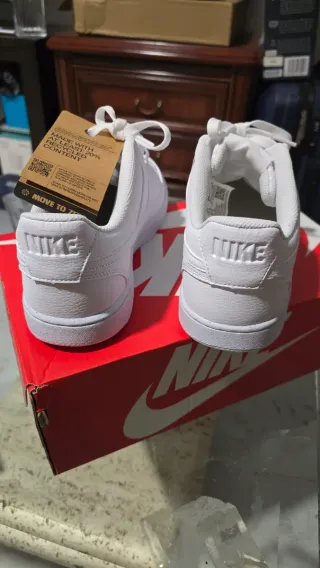 Zapatillas Nike Blancas Nuevas