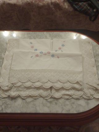 Juego de cama bordado puntilla ganchillo