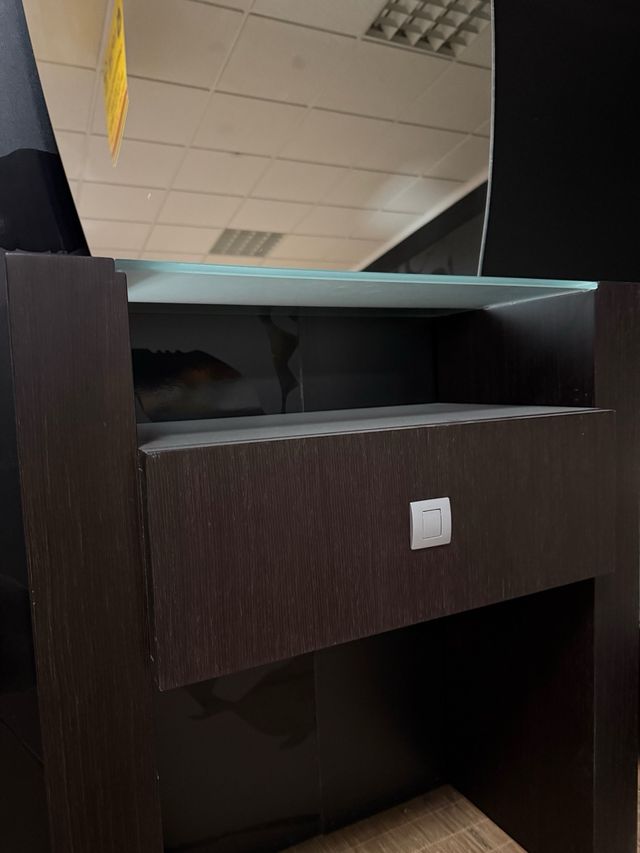 Mobile da bagno con specchio