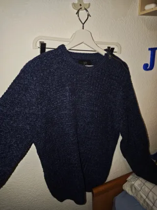 Jersey azul con cremallera