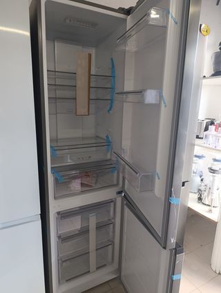 Nevera NO FROST Corberó