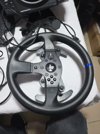 Volante Thrustmaster T300 con pedali , Motore