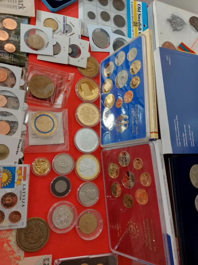 Lote Coleccionismo: Monedas, Billetes y Sellos