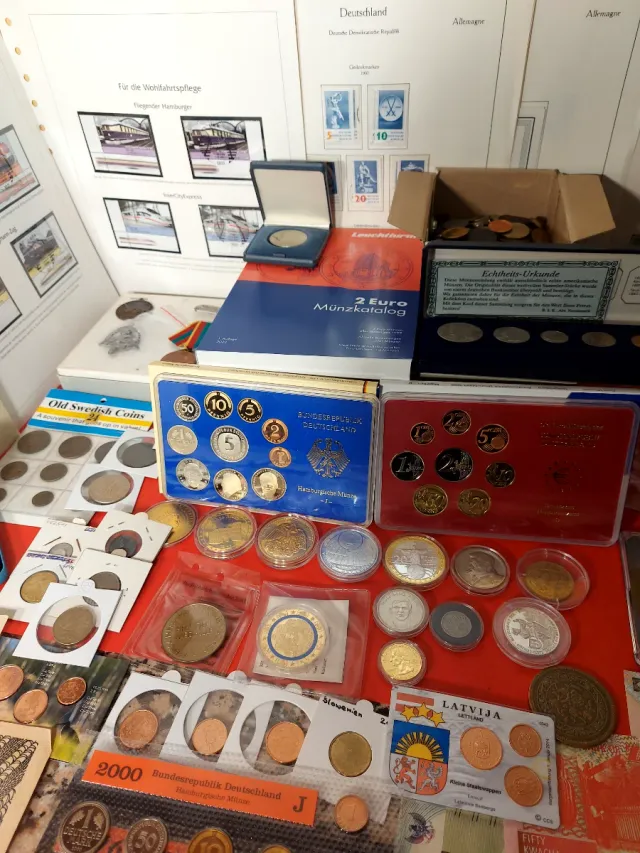 Lote Coleccionismo: Monedas, Billetes y Sellos