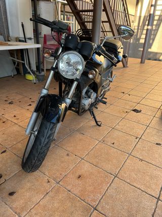 Daelim Roadwin 125cc año 2010 350€ hasta el 31!!!