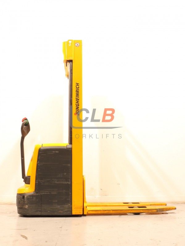 Ref. M-6462 Apilador Eléctrico JUNGHEINRICH EJC 214