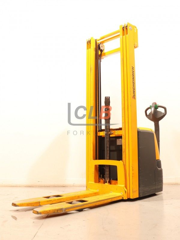 Ref. M-6462 Apilador Eléctrico JUNGHEINRICH EJC 214