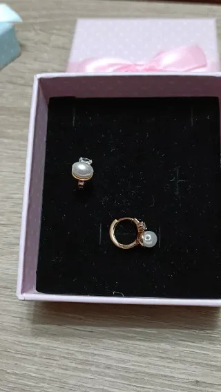 Pendientes perla y circonita dorados