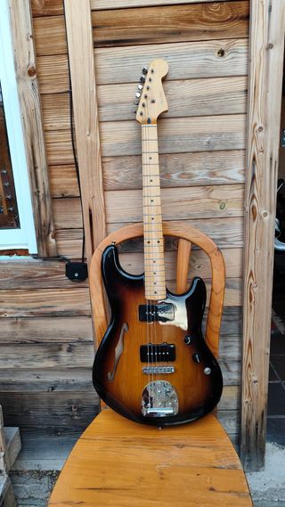 Fender Pawn Shop Offset Special Guitarra