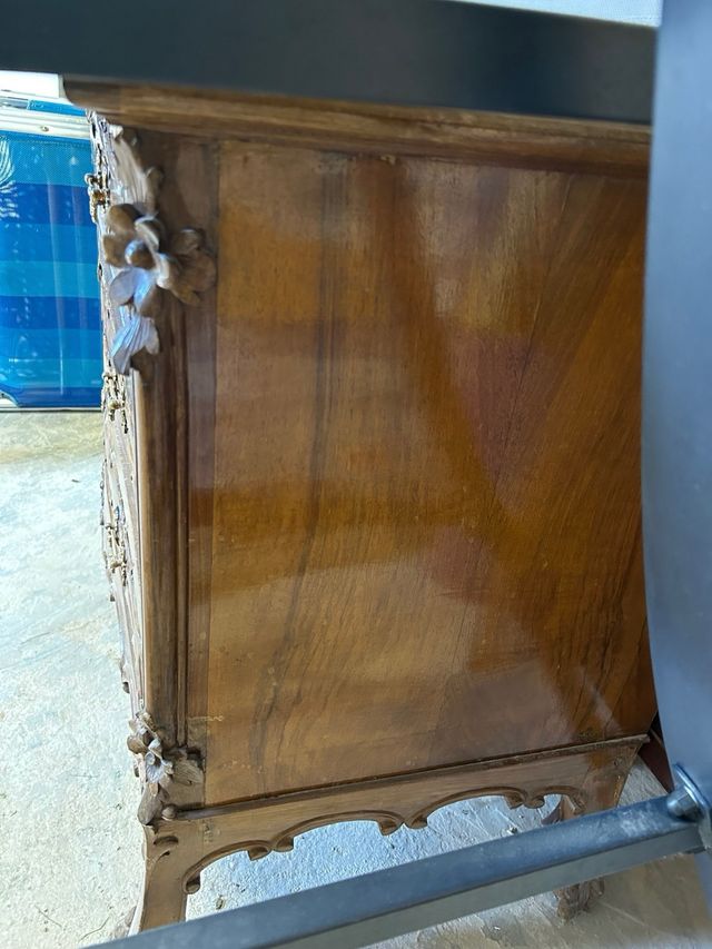 Conjunto de Cómoda con espejo y descalzadoras