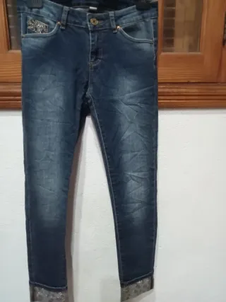 Vaqueros Semaforo Talla 48 con brillantes