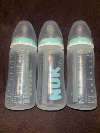 3 Biberones NUK Anticolicos 300ml