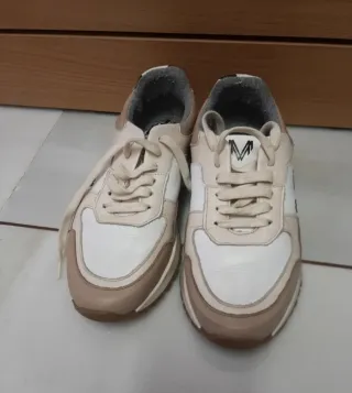 Zapatillas Martinelli Beige y Blancas