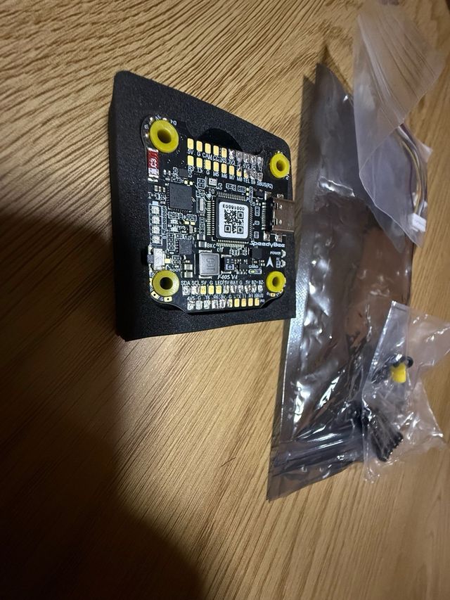 Controlador de vuelo para drones