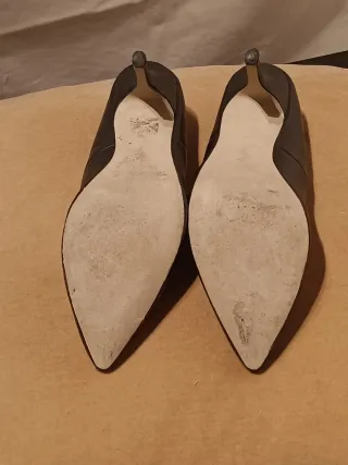 Zapatos de tacón negros piel Essence Menbur 