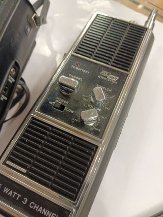 Walkie 27MHz 5W con funda