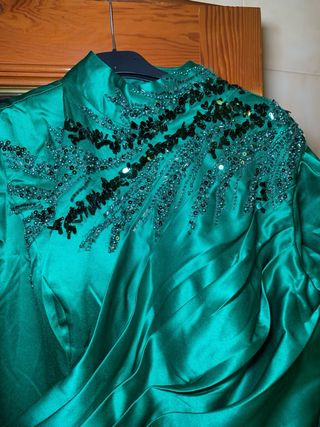 Vestido elegante verde