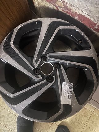 Llanta Aluminio Citroen DS5 18