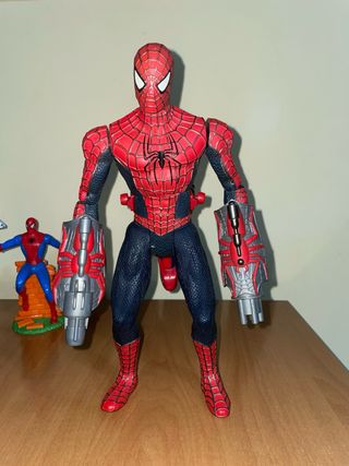 Action Figure Spiderman con accessori