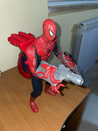 Action Figure Spiderman con accessori