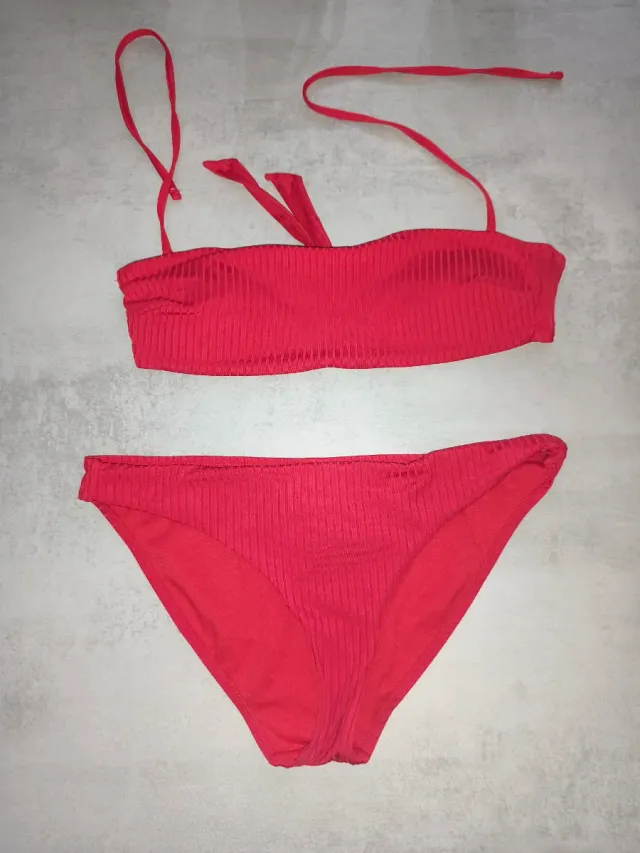 Bikini rojo
