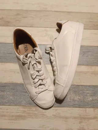 Zapatillas Zara Blancas