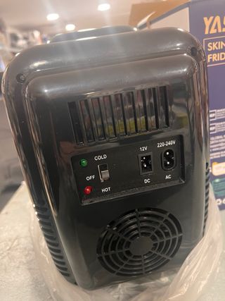 Mini Frigorífico YASHE 4L Cosmética