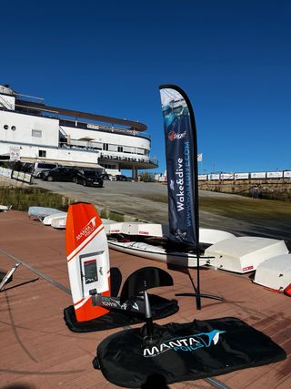 Tabla Efoil Manta 110 litros 4 horas de autonomía