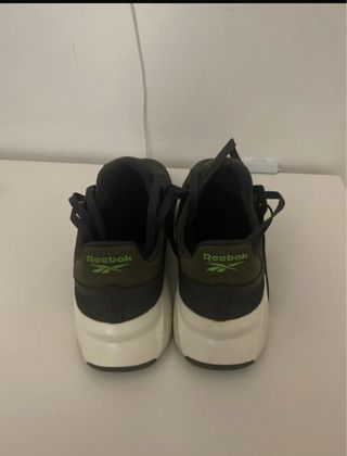 Zapatillas Reebok Negras y Verdes