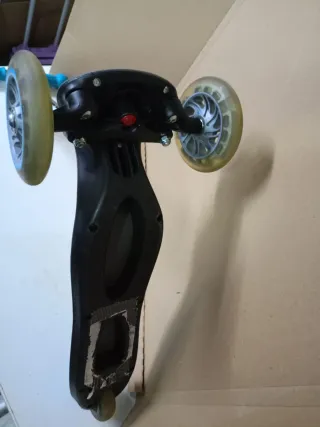 Patinete Globber 3 ruedas azul