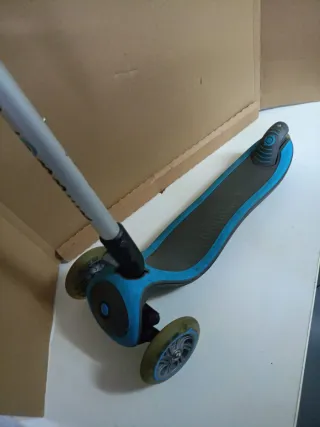 Patinete Globber 3 ruedas azul