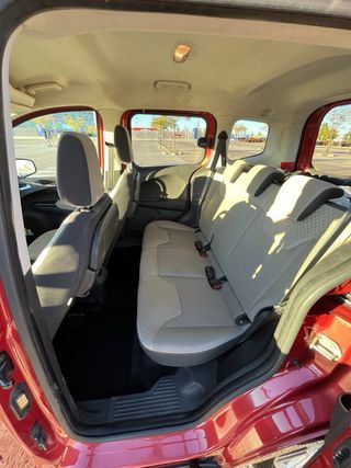 Ford Tourneo Courier 2014