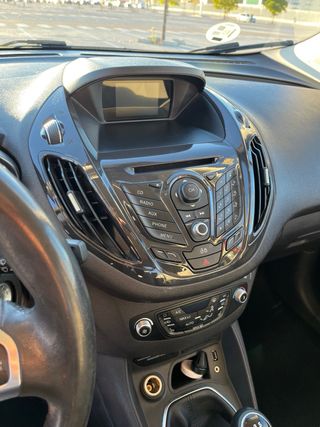 Ford Tourneo Courier 2014