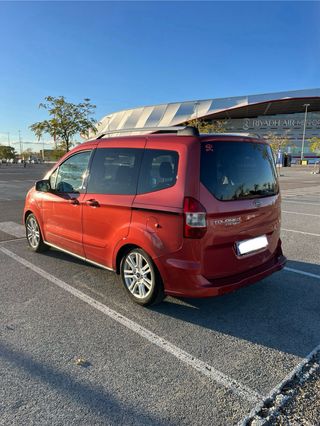 Ford Tourneo Courier 2014