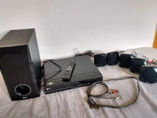 Equipo Sonido LG Home Cinema Subwoofer y Altavoces