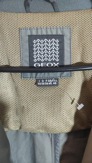 Chaqueta Geox Verde Oliva