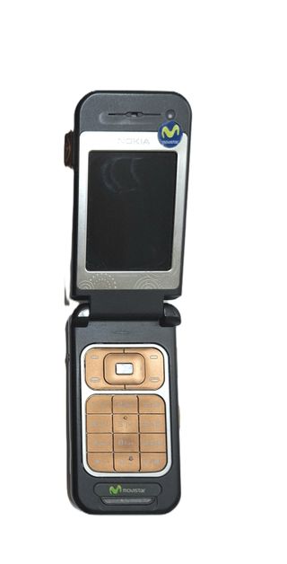 Nokia 7390 Plata con Batería y Cargador