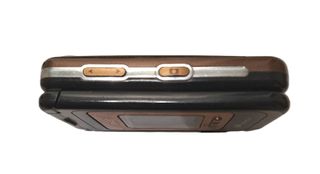 Nokia 7390 Plata con Batería y Cargador