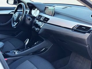 BMW X2 SDRIVE 18i con TECHO PANORÁMICO, NAVEGADOR...