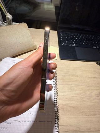 iPhone 14 Pro 512GB Oro con 100% bateria