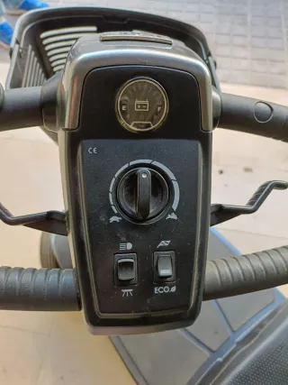 Scooter electrica Pride Revo 2.0