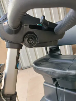 Scooter electrica Pride Revo 2.0