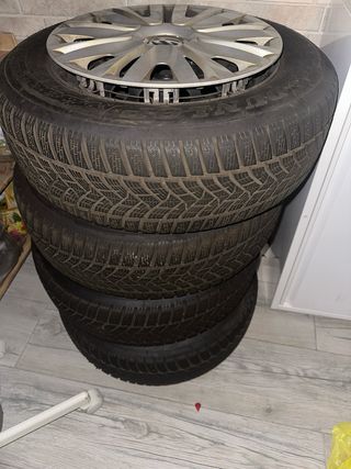 Llantas en 15 con tapacubos Golf IV V VI