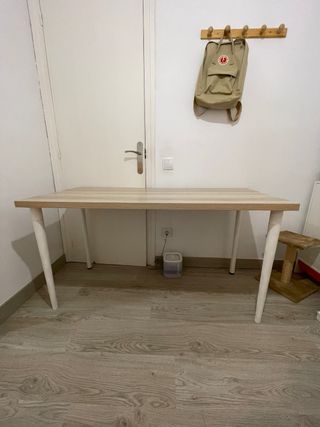 Escritorio Ikea Madera y Blanco