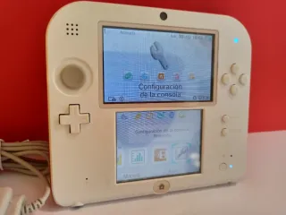 CONSOLA NINTENDO 2DS BLANCA