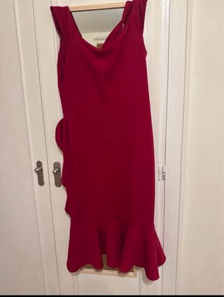 Vestido rojo fiesta con volantes